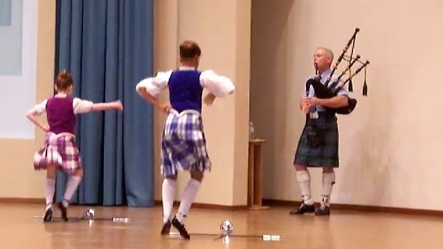 Highland Sword Dance смотреть онлайн