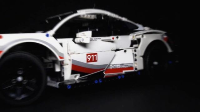 Porsche 911 RSR - Lego TECHNIC