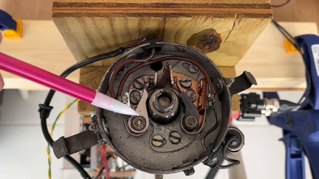 Arduino Distributor Assessment of a 1961 Rolls Royce Silver Cloud II смотреть онлайн