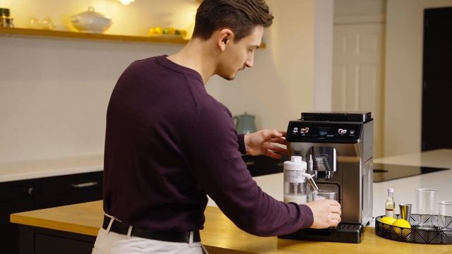 Eletta Explore | Preparing Cold Brew based milk drinks смотреть онлайн