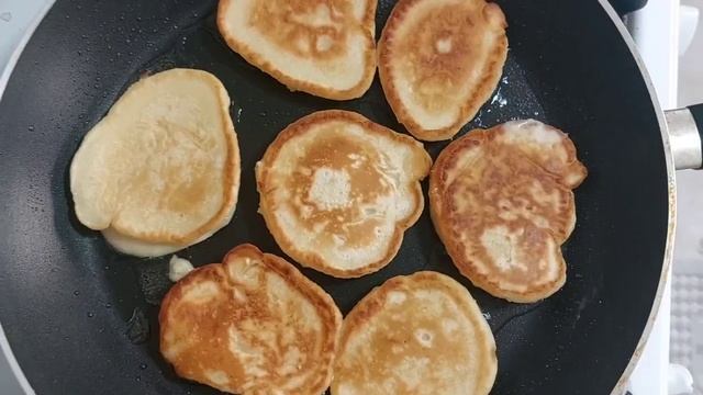 Пышные оладьи на сыворотке смотреть онлайн