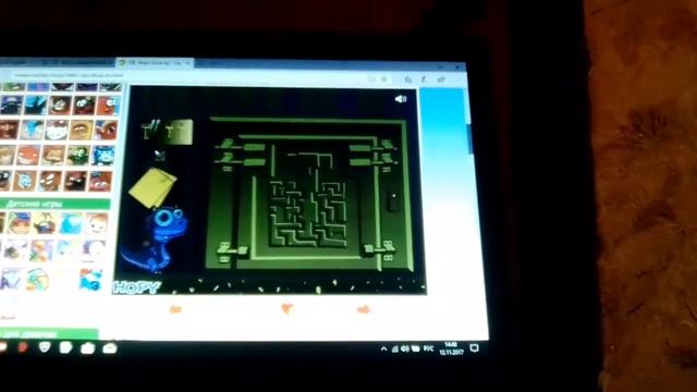 Играем в игру под названием Hopy. смотреть онлайн