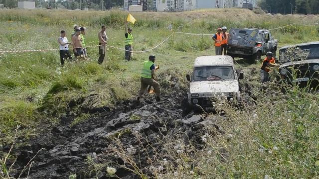 Жаркая гонка в Бабяково. Улетный кросс "Полное Бабяково" смотреть онлайн