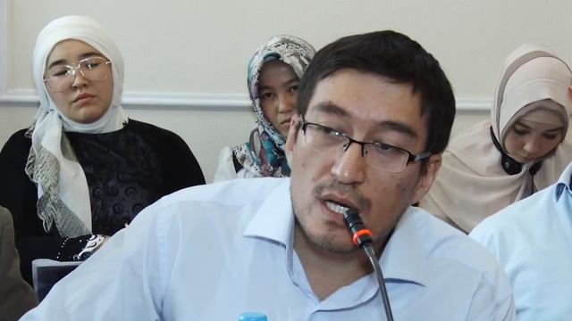 Круглый стол - вызовы и перспективы для интеллектуального развития мусульманской молодежи ЦА и РФ смотреть онлайн