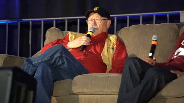 Craig initially read the script for Dan Scott! - Eyecon Q&A смотреть онлайн