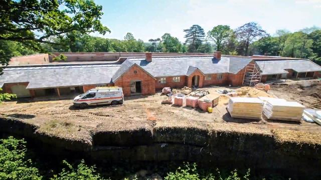 Walled Garden Construction Timelapse | Wilderness, Suffolk смотреть онлайн