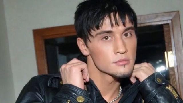 Начнём поздравлять Диму Билана у которого день рождения 24 декабря!🎉🎈 смотреть онлайн