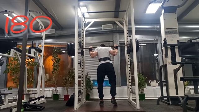 ?Приседание со штангой 180 кг.? смотреть онлайн