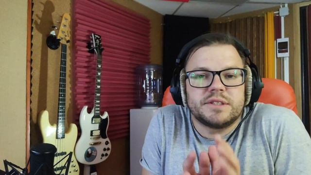 Bogomol Я живу с мамой разбор, как написать хип-хоп текст. Автор ржет над своим текстом смотреть онлайн