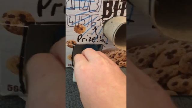 Stress ball vending machine!?? смотреть онлайн