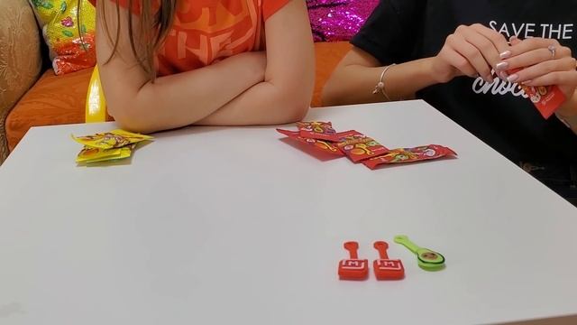 СКРЕПЫШИ 2 Зарабатываем В МАГНИТЕ СКРЕПЫШИ Желтые ПРОТИВ Красных СКРЕПЫШЕЙ смотреть онлайн