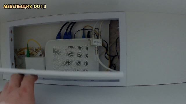 Зеркало с подсветкой. Современный корпусной шкаф с распашными дверьми смотреть онлайн