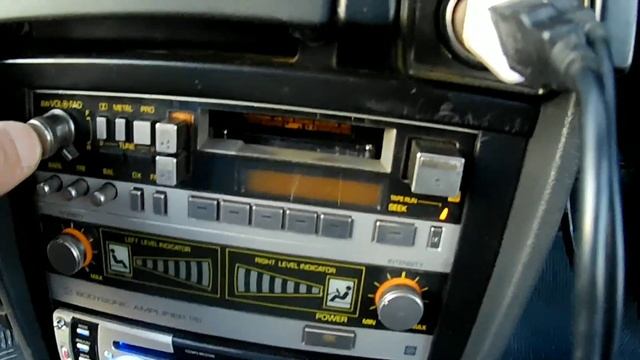 Toyota corsa SX 1985г.с аудио системой BODYSONIC AMPLIFIER 1701 смотреть онлайн