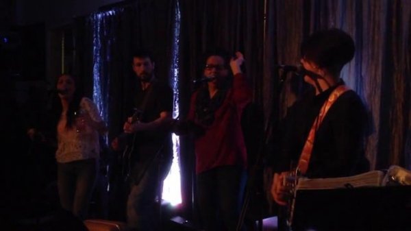 Simply the best Rose Dionne Sylvie Desgroseillers