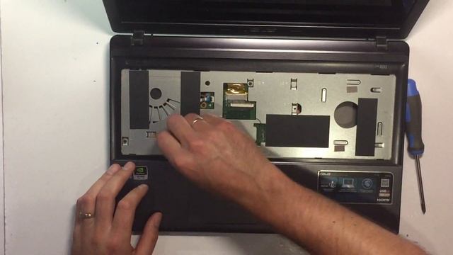 Разборка ноутбука Asus X55VD смотреть онлайн