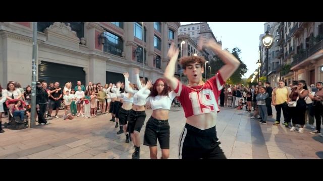 [KPOP IN PUBLIC | ONE TAKE] SOMI (소미) - GOLD GOLD GOLD | DANCE COVER by Mystical Nation смотреть онлайн