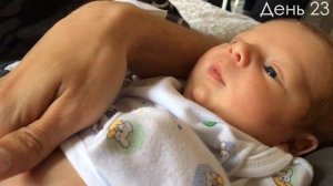 Младенец кушает из бутылочки и зевает!