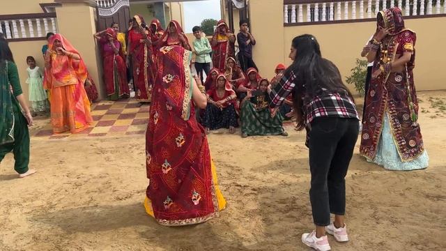 Panido pilade chori jaata ki marwadi dance video #viral #trending #youtubevideo #superhit смотреть онлайн