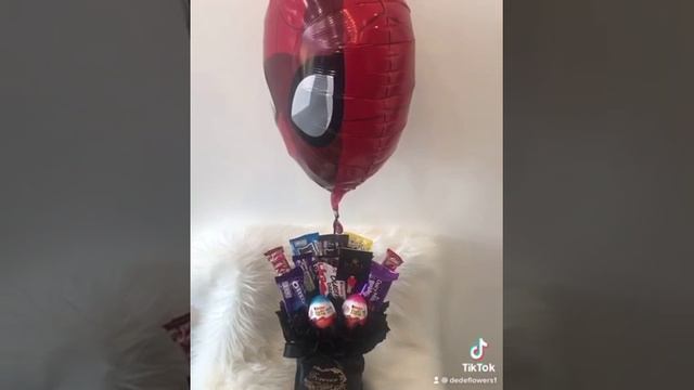 Spiderman Chocolates Box смотреть онлайн