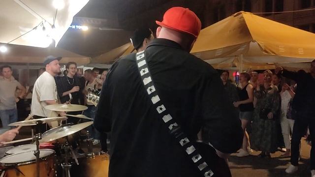 Сплин - Выхода нет!!! Кавер группа Айдахо выступает в Думском Дворике...#id_aho #cover #music смотреть онлайн