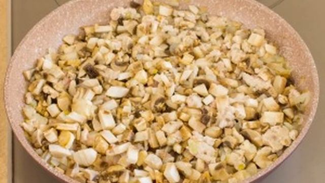 Котлеты из картофеля с фаршем и грибами смотреть онлайн