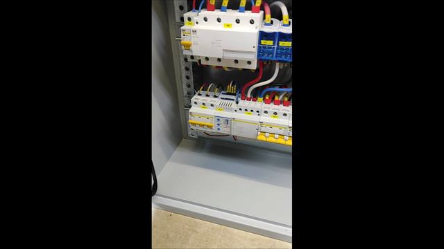 Щит для гаража с защитой трехфазных компрессоров смотреть онлайн