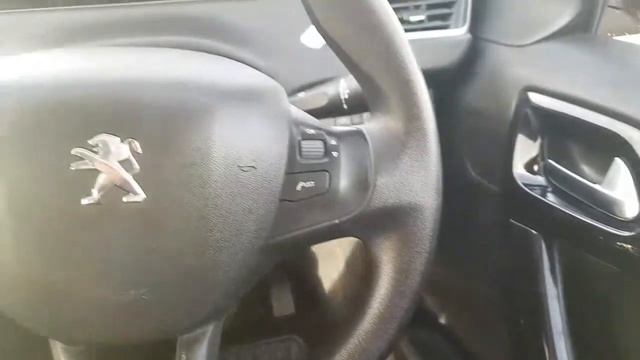 Peugeot 207 HDi Active смотреть онлайн