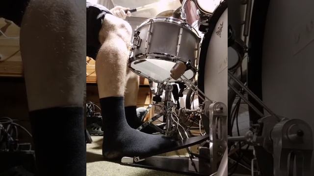 from 160 to 205bpm single strokes смотреть онлайн