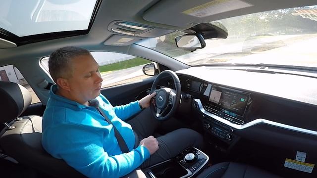 Электрокар 2020 Kia Niro EV Premium (e-Niro) | Обзор и тест-драйв смотреть онлайн