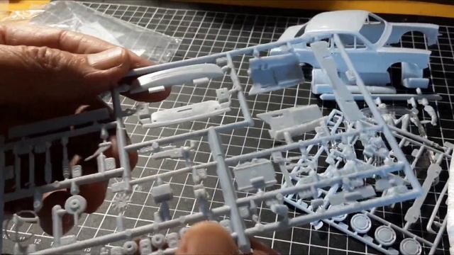 Airfix 1/32 Ford Escort 1970s смотреть онлайн