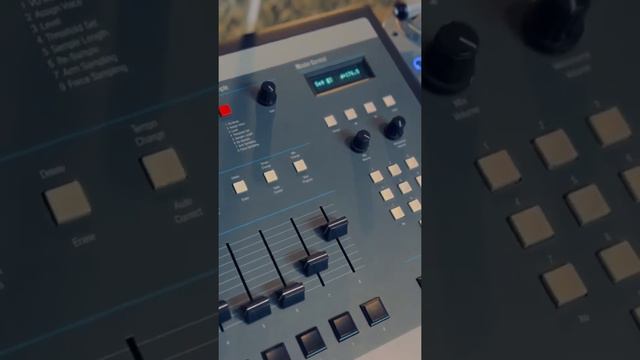 MPC2000XL SP-1200 ARCHIVES BEATS #28 смотреть онлайн