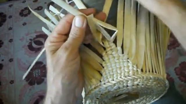 Кепка мужская из рогоза Часть 6