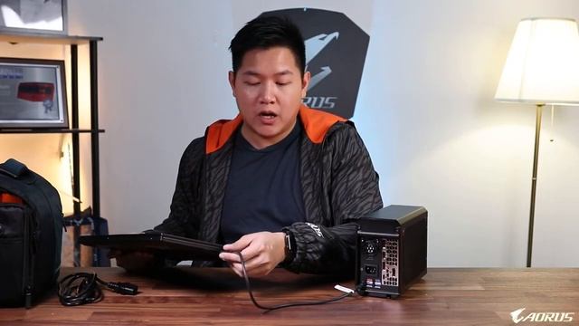 AORUS RTX 2070 Gaming Box | First Look! смотреть онлайн
