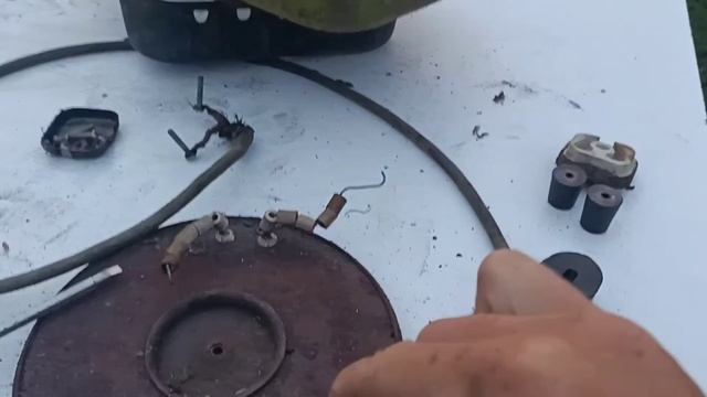 Электроплитка СССР в металлолом! Сколько денег в электроплитке? Металл дорожает! смотреть онлайн