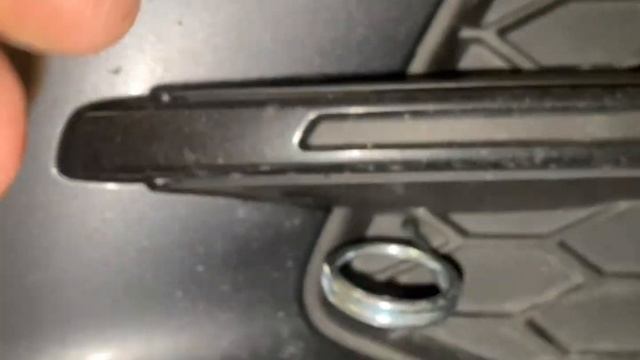 Audi A3 8V fog light replacement / bulb change смотреть онлайн