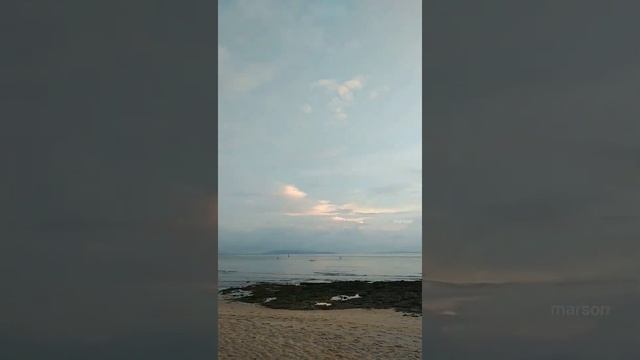 цвет заката - серо-розовый. люди, кисы на закате смотреть онлайн