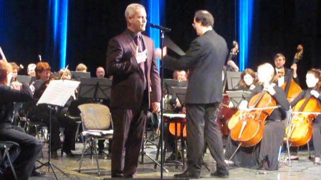 2013.03.18, Alessandro Safina, Lviv, Guarda che Luna, Dicitencello a 'sta cumpagna vosta, Volare смотреть онлайн