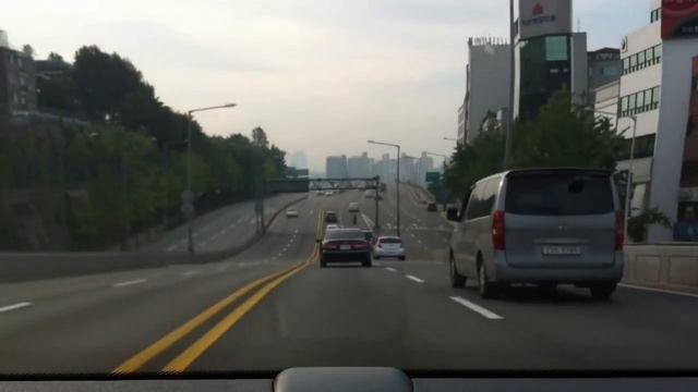 Volkswagen Scirocco R Sports Drive on Hannam Great Bridge смотреть онлайн