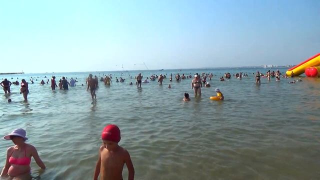 #АНАПА. ЖАРА +33 ПЛЯЖИ ПЕРЕПОЛНЕНЫ. смотреть онлайн