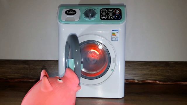 LED EYES PIGS in the washing machine by @HAPPYPIGSTV смотреть онлайн