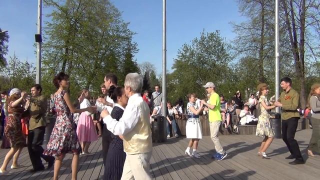 Рио Рита в Парке им.Горького, День Победы, www.rpu-dance.ru смотреть онлайн