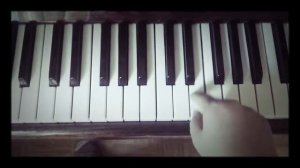 Первая песня фнаф на пианино