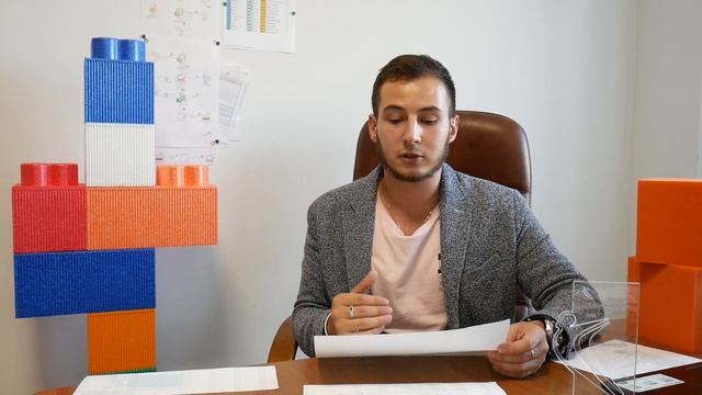 Батутный центр за 30 дней смотреть онлайн