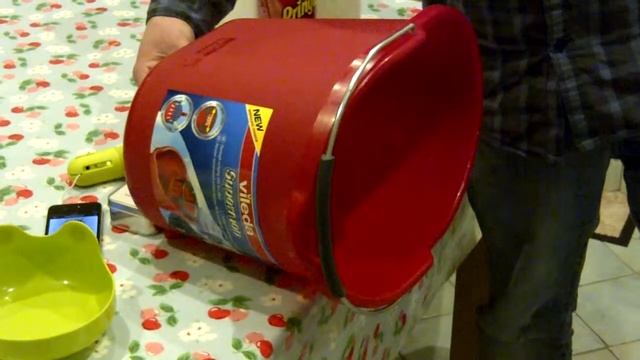 Boom box 2 and a bucket 2 смотреть онлайн