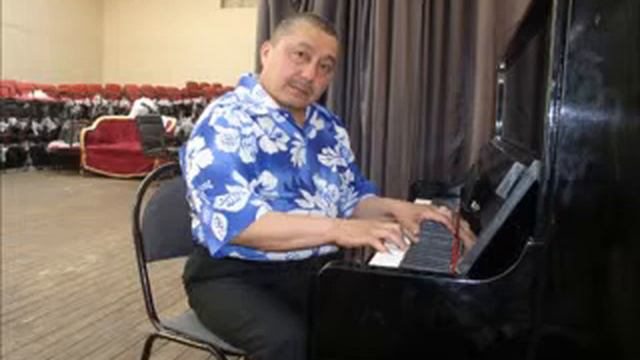 Роман с контрабасом смотреть онлайн