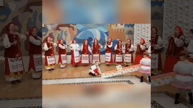 «Људи ликујте» Сербская пасхальная песня. Исполняет образцовый ансамбль славянской песни «Щедрик» смотреть онлайн