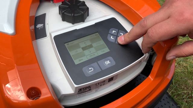 Установка и первый запуск робота-газонокосилки STIHL iMOV RMI 422P смотреть онлайн