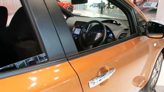 Nissan Leaf X 30KWh смотреть онлайн
