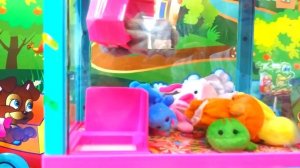 АВТОМАТ С ИГРУШКАМИ ЧЕЛЛЕНДЖ Как Достать Мягкую Игрушку из Игрового Автомата // Вместе с Машей