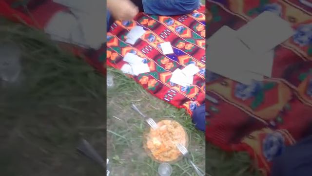 Бьют картами в уши смотреть онлайн